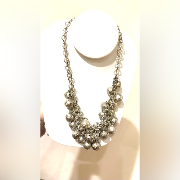 Holiday Hammered Silvertone ⬇️💲💙Sparkly, Chunky, Necklace Chain 14-19" - Picture 3 of 4